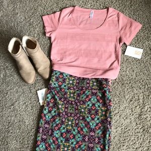 LuLaRoe Classic T- new with tags